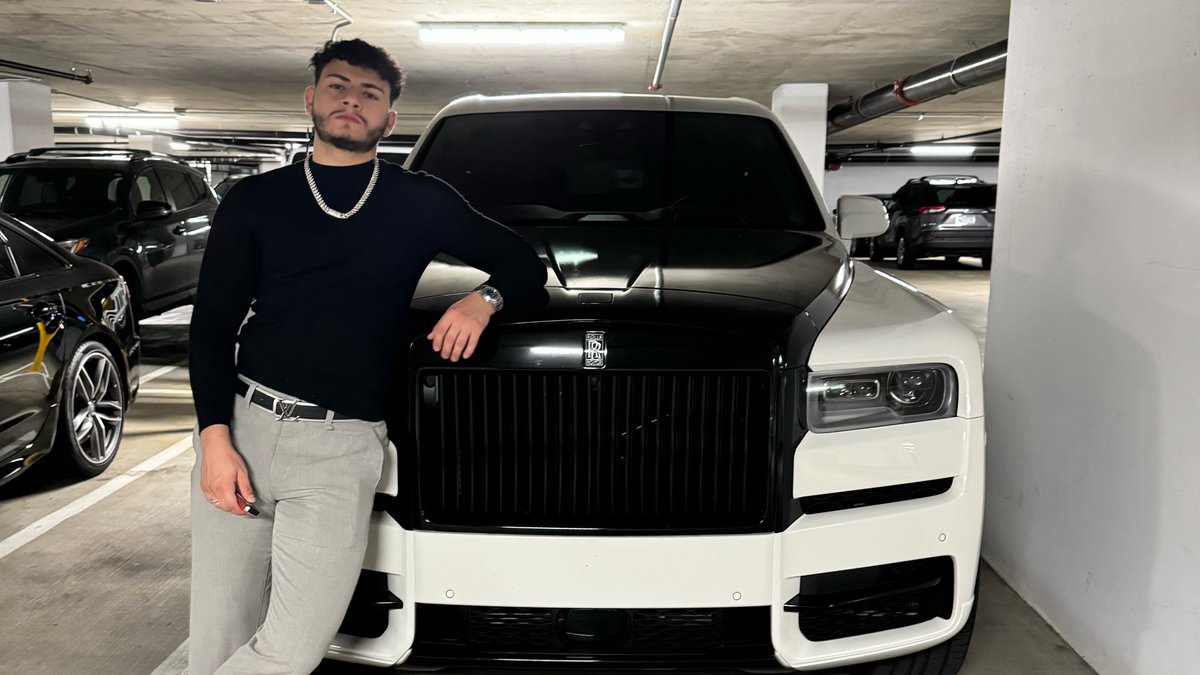 I’m 22

I just bought a Rolls Royce Cullinan.

All by buying properties for $10,000 and renting them out for $500/mo.

Let me break down the game for you so you can escape the corporate grind: