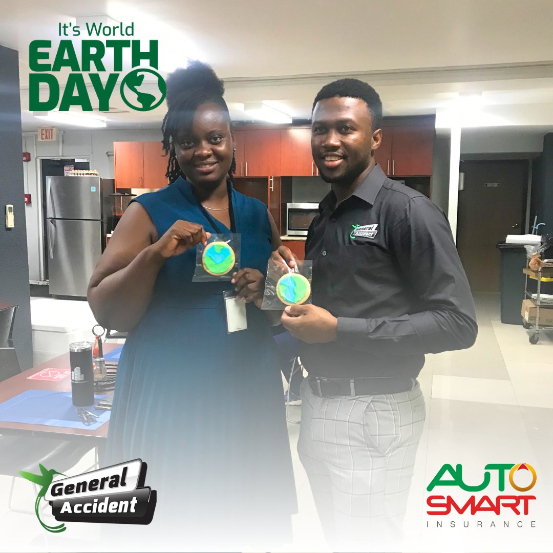 genacc's tweet image. Spreading eco-love one Earth-shaped cookie at a time! Happy Earth Day 🌍💚 #EarthDay #GenAcJA #AutoSmart