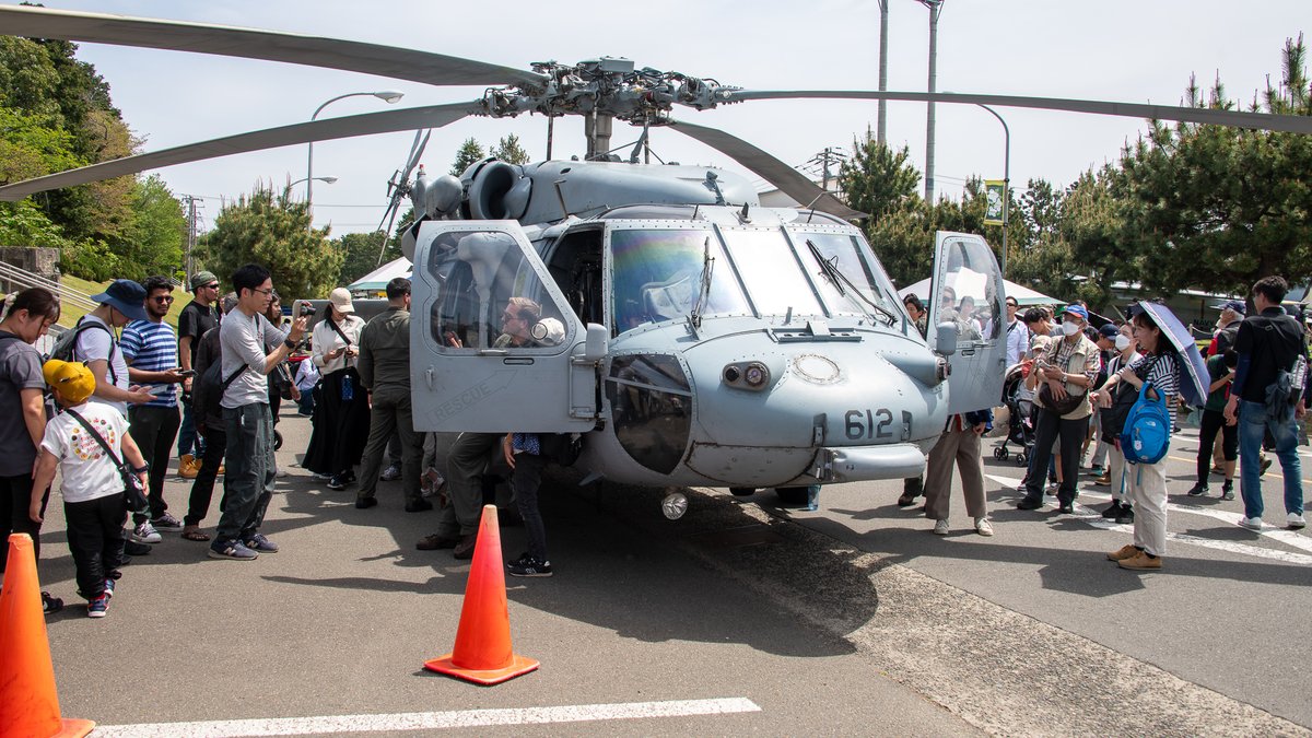 Spring has sprung! During a spring festival at @NAFAtsugiJP, the local community got the chance to enjoy aircraft static-displays, live music, food vendors, and a variety of performances all in celebration of the enduring partnership between the U.S. and Japan.