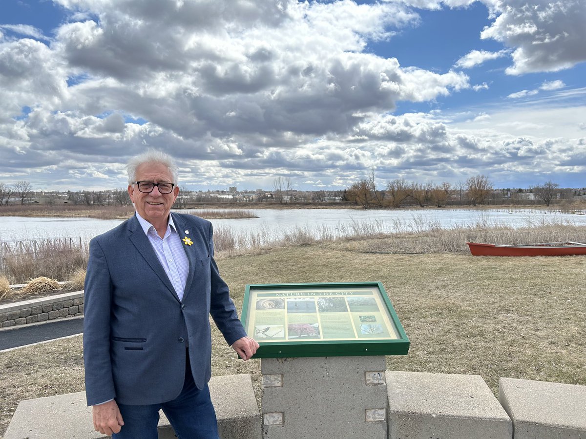 Paid a special visit to the Riverbank Discovery Centre for Earth Day. The Riverbank is dedicated to preserving & protecting our natural heritage for future generations. Enjoy the green spaces in our communities this week & let’s commit to keep them healthy & beautiful.