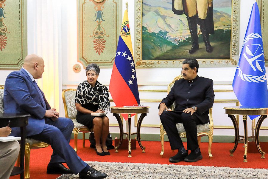 El Presidente Nicolas Maduro recibió en el Palacio de Miraflores al Fiscal Karim Khan. El Fiscal de la Corte Penal Internacional confirmó la apertura de una oficina técnica en Caracas.