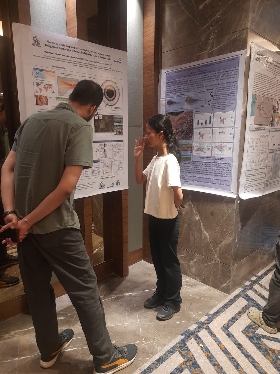 Incredibly proud of my team members @ITMERG1 ; @Yash_y07 presenting ongoing work on developing new WQI for Bhima River; @Vats_Chakresh showing diatom driven bloom in lower Ganga River; @nikita_RK21 presenting work on the genomics of freshwater fish Mola in #freshwater meeting