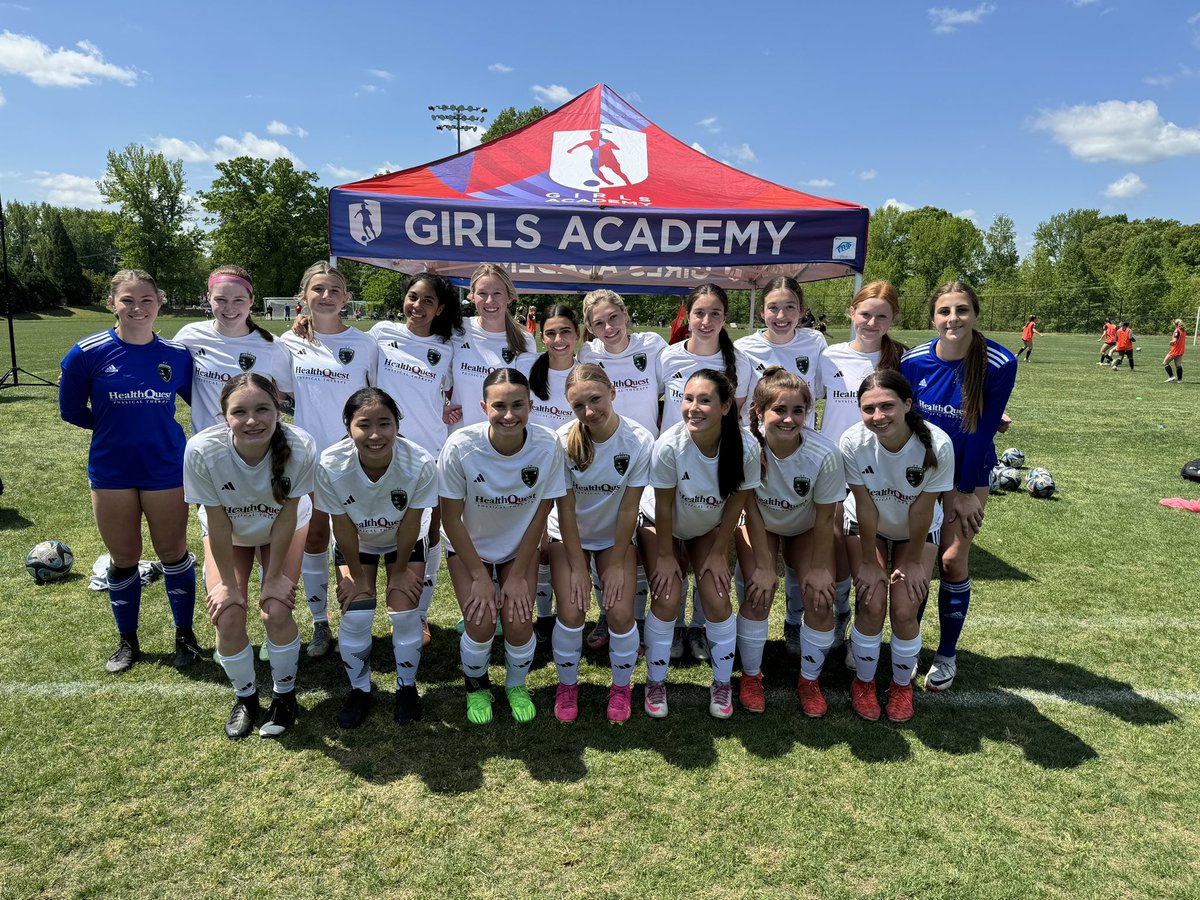 Congratulations to the 2007 team for their game three victory! Our 2009-2007 teams went undefeated at the Girls Academy Spring Showcase over the weekend!