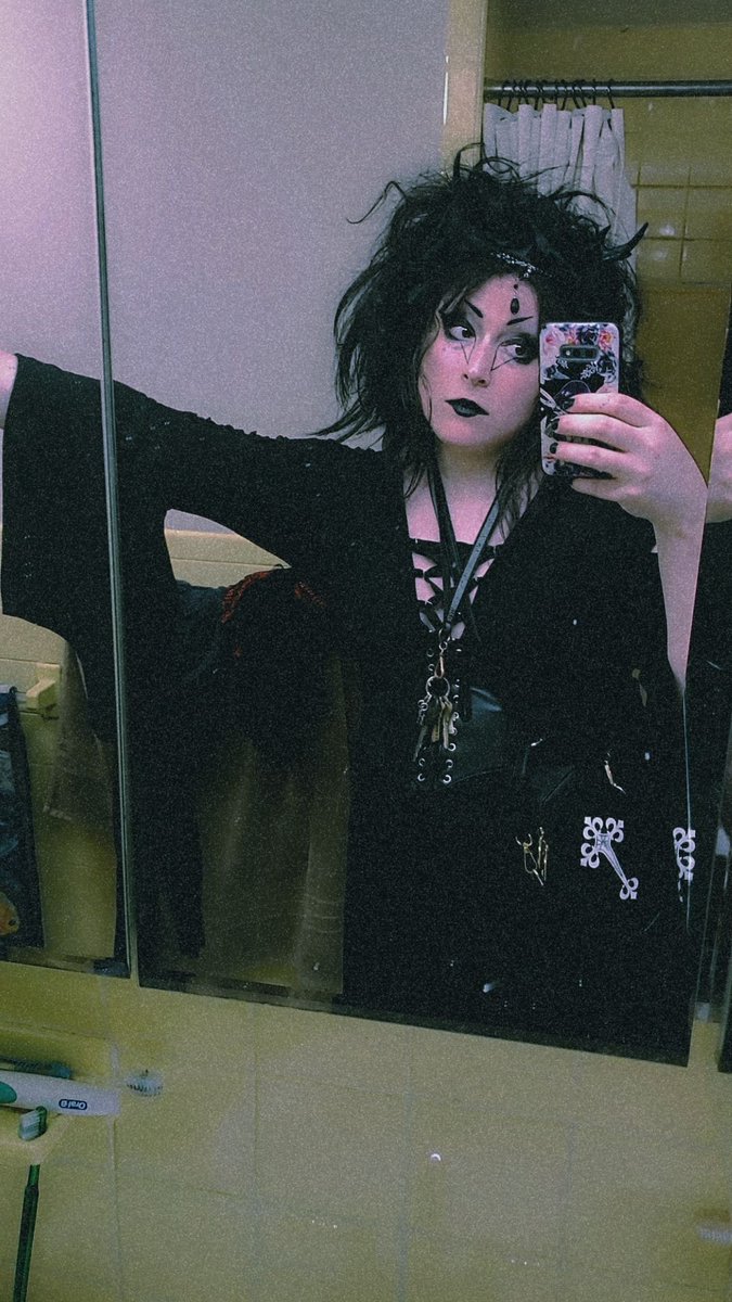 trans_marceline's tweet photo. Just a witch in the woods 🌲🖤🌙 https://t.co/51TDUN0C2k