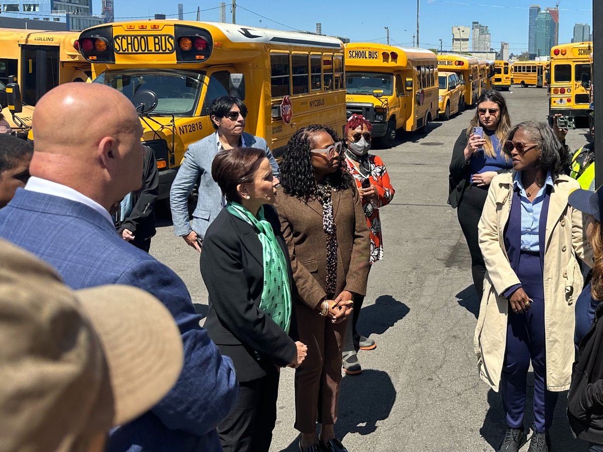 This Earth Day, it was my privilege to stand alongside my friend @NydiaVelazquez for a first-look at the new clean energy electric school buses that will soon service students across Brooklyn, NY.