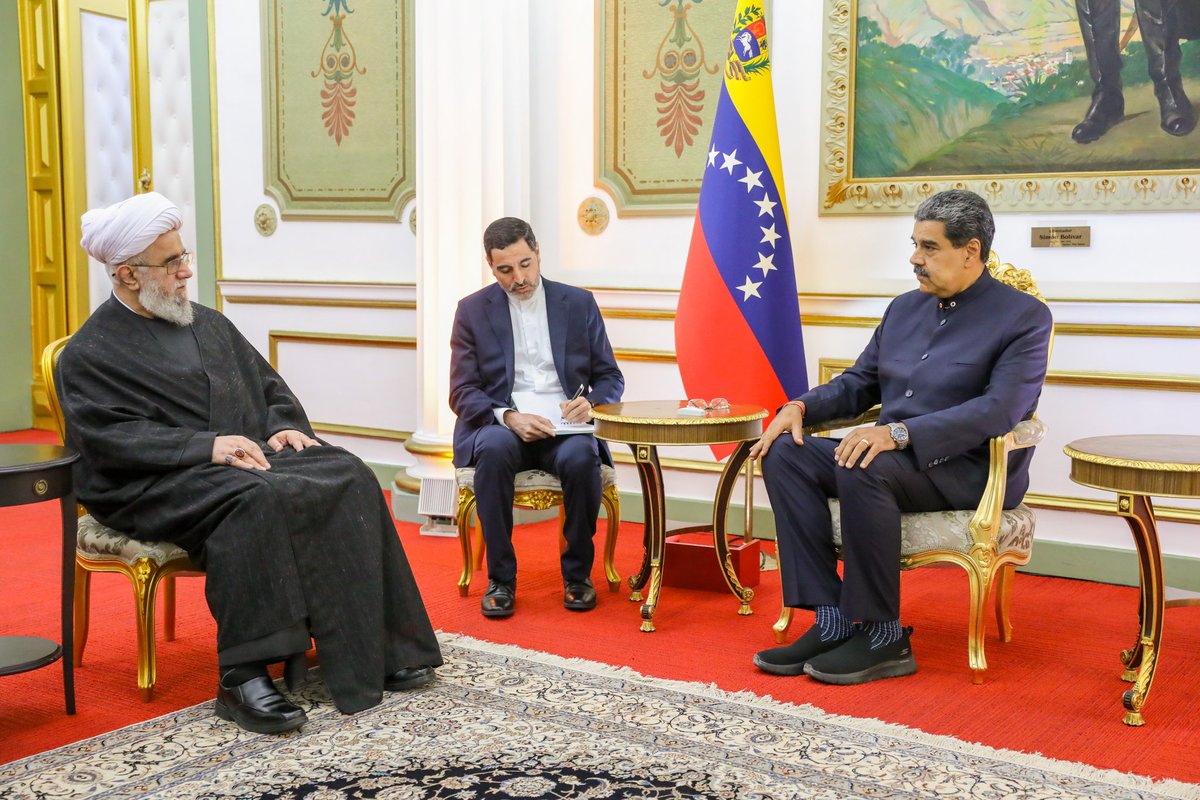 NicolasMaduro tweet picture