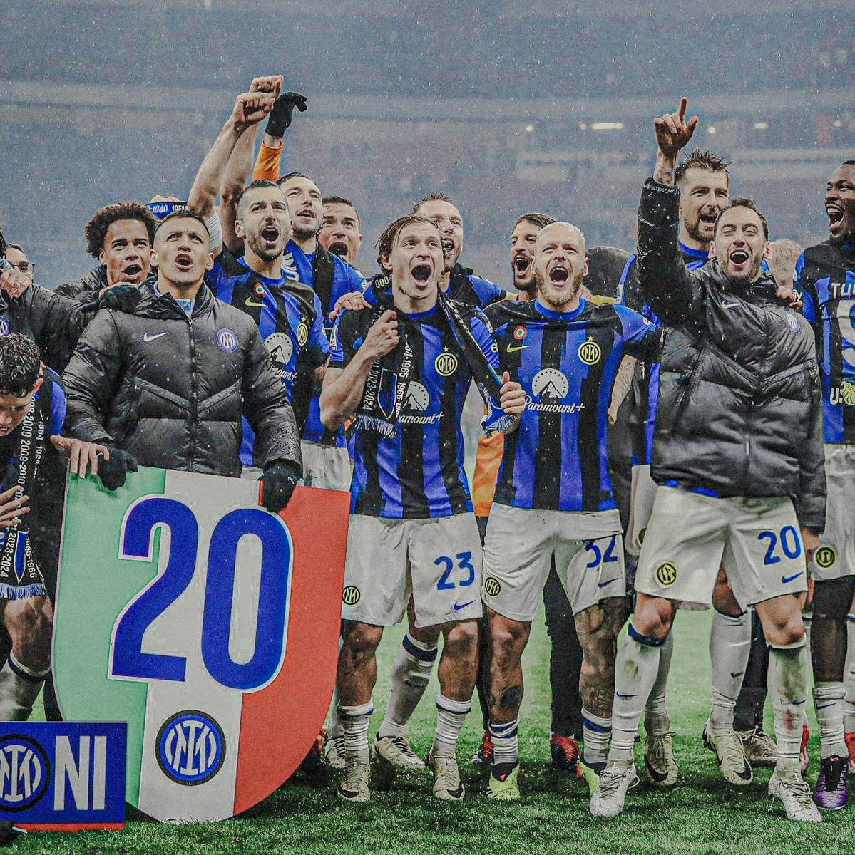 it isn't Milan that belongs to Inter .. Italy belongs to Inter ⚫🔵🌟🌟