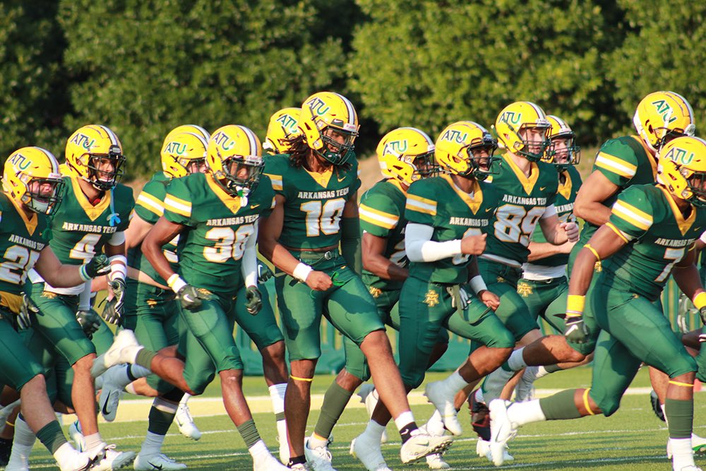 Blessed to receive an offer from Arkansas tech @CoachSchnabel @FBCoach_Rahn @CoachTCip