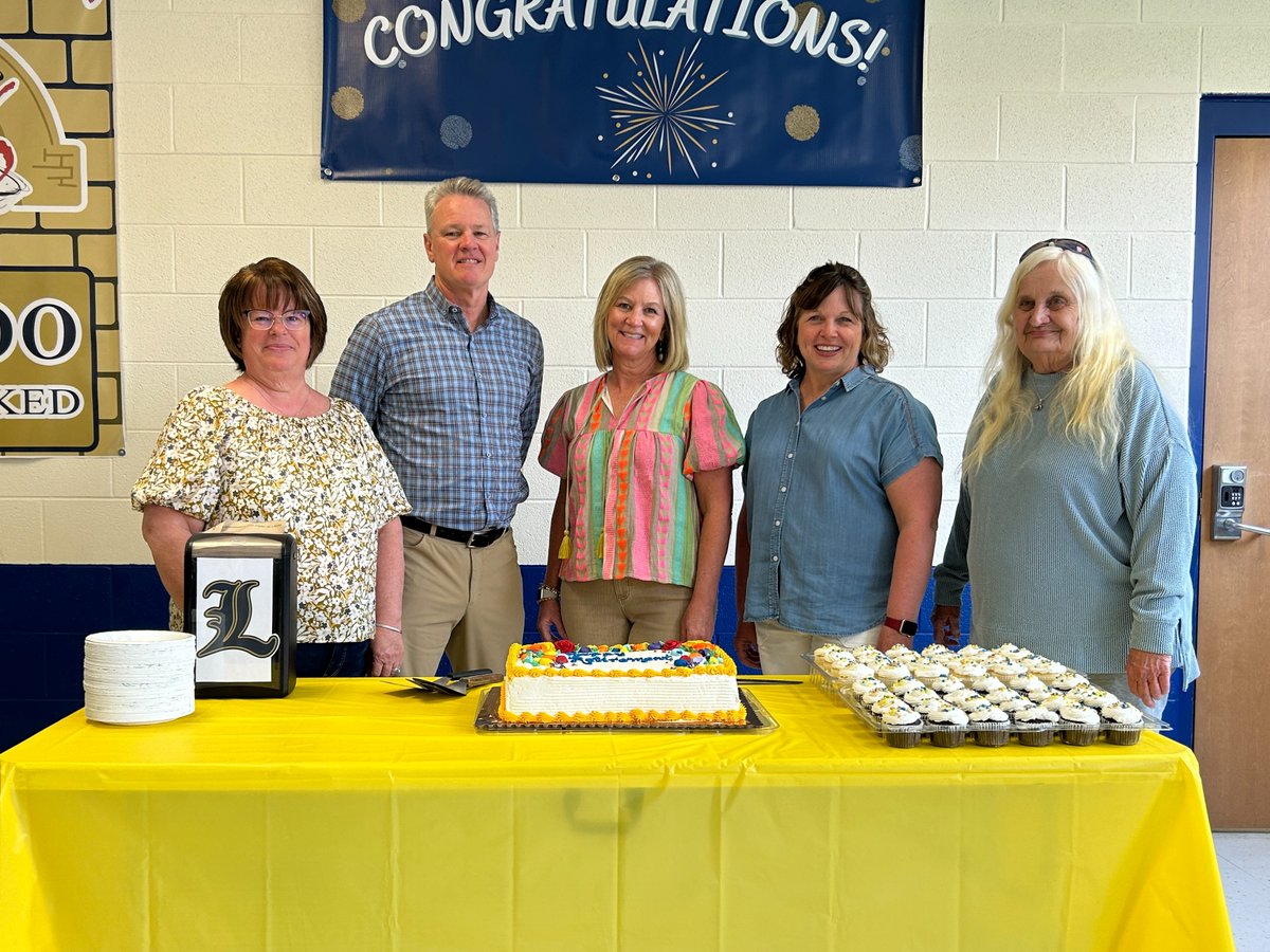 @Lemont_HS celebrated several retirees at Institute Day today; we thank them for their service to our students! Pictured: Director of Technology Donna Wall, Athletic Director John Young, Math Chair Kathy Young, Math teacher Leslie Ebersold & bus driver MariAnne Ray. #WeAreLemont