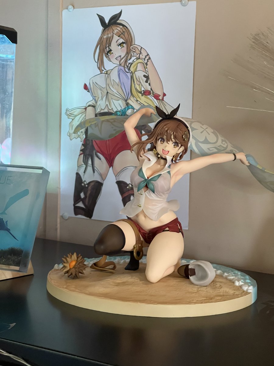 The lovely Reisalin Stout finally made it to her new home! 🤗🏝️🌊💘 Utterly happy with this gorgeous new addition to the (statue) family! 🥰 #AtelierRyza #Collection