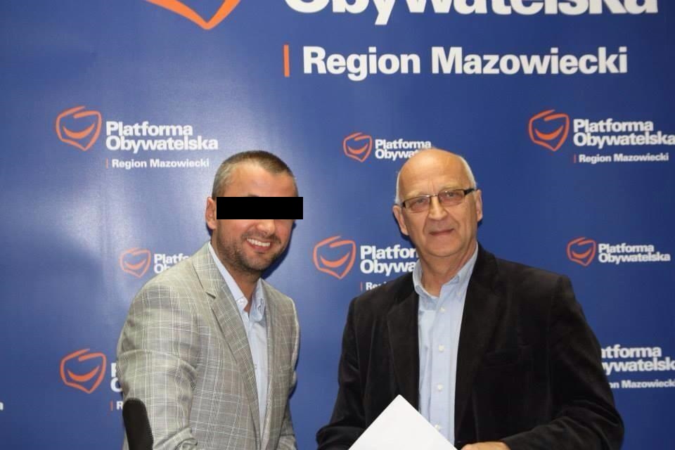 AdamNieznaj_2's tweet photo. @AndrzejHalicki @donaldtusk A co u Rafała? Przestał brać?🤔
#Krawczyński #PO #Piaseczno #korupcja #Halicki https://t.co/gp64N7UQf0