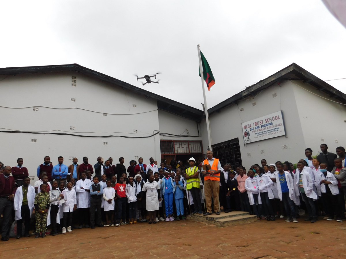 iDrone_zm's tweet photo. #STEM news from Zambia! iDrone Services Ltd. in collaboration with Africa Goes Digital @AfGoesDigital to empower schools with #STEM education through drone technology. Shaping #TheAfricaWeWant by inspiring the next generation of innovators🚀 https://t.co/v3SoeX9d03 https://t.co/wXTgWx1EiS