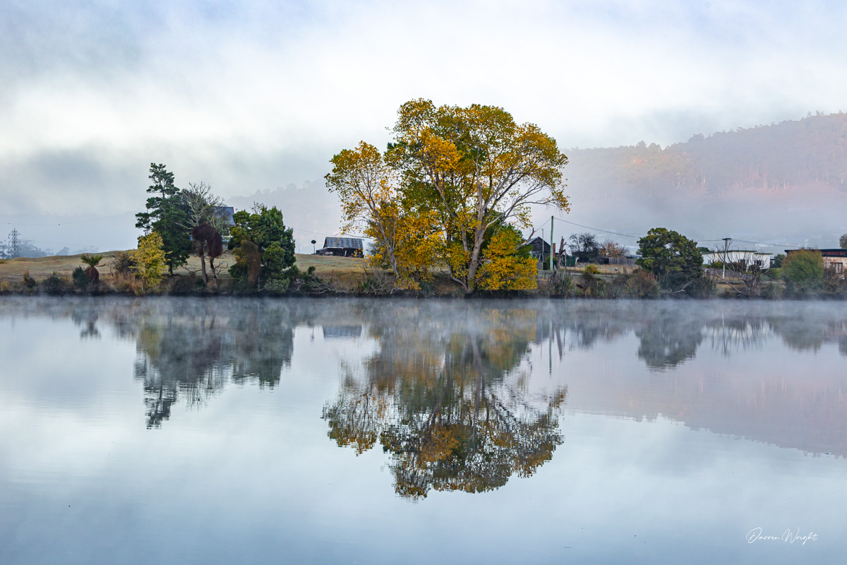 Reflections on the Huon River, autumn in southern Tasmania ❤
golinks.au/huon-river
.
.
.
.
.
.
#ozshots #seeaustralia #lutruwita #australianphotography #landscapephotography #hobartandbeyond #southerntasmania #tasmania #tasmaniaaustralia #huon #huonriver #huonvalley