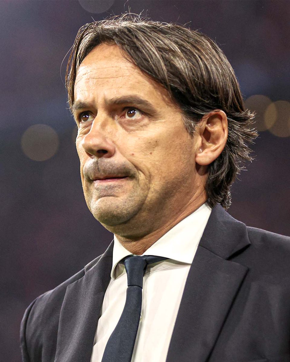 theflankerID's tweet photo. SIMONE INZAGHI

- Coppa Italia ✅
- Serie A ✅
- Supercoppa ✅

Simone sudah “menamatkan” sepak bola Italia sebagai pelatih. Ia juga punya pengalaman final Liga Champions di CV-nya. Kita sudah harus mengakui bahwa Simone adalah salah satu pelatih terbaik di dunia saat ini. https://t.co/MLSiYzrQQG