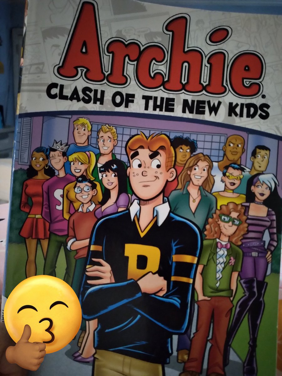 I've been hanging out with Archie and the crew since I was a tiny girl. 30yrs later, we still tight.🤭🤍👍🏾 Keep on printin' em, @ArchieComics! #ArchieComics #Archie #comicbooks #CuteGeek