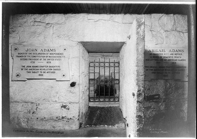 PresidentsVisit's tweet image. The conditions of the crypt at United First Parish Church before the refurbishment of John and John Quincy Adams’s site! 🪦⚰️🦅🇺🇸🏛

Check out “John Quincy Adams’ Tomb”! visitingthepresidents.com/2024/04/09/sea…

#JohnQuincyAdams #grave #tomb #president #UnitedFirstParish #Quincy
