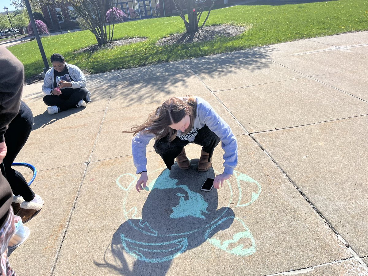CKurtScience's tweet photo. Happy earth day! Block 2 @theTwinsburgHS https://t.co/vCyFgBvJlM