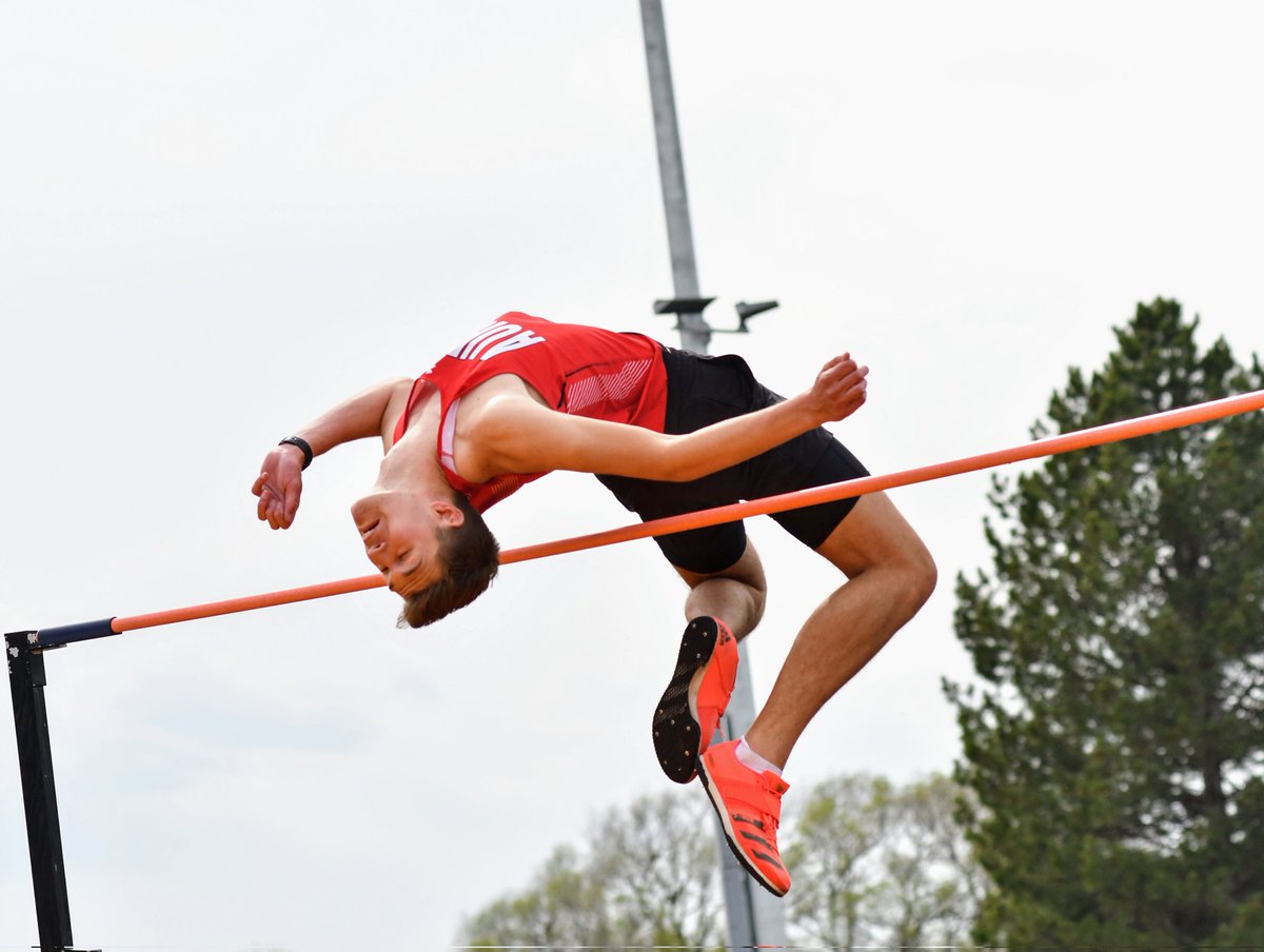 Ethan Ramaekers will finish third in the high jump with another new PR at 6-6. #nebpreps
