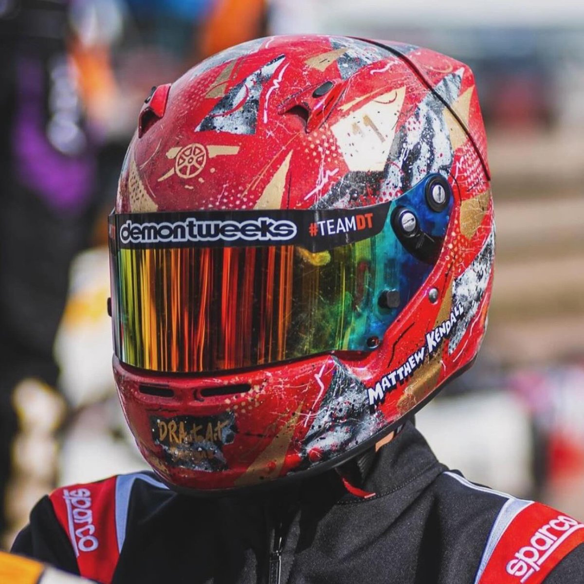My latest helmet design had its first outing at the weekend. Looking good  🙌🏻
If you’d like your own graffiti karting helmet, please get in touch! #drautoartdesigns
.
.
#helmetdesign #helmetpaint #helmetdesigns #helmetpainting #graffitihelmet #karting #arai #araihelmet
