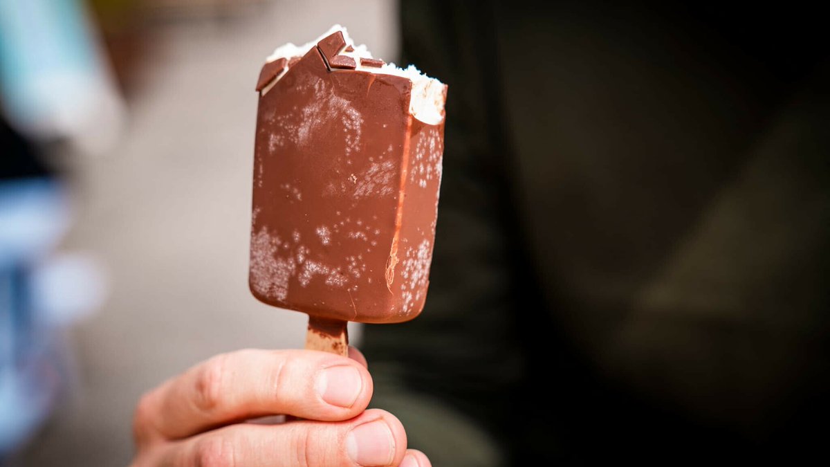 Italie: la mairie de Milan veut interdire la vente de glaces la nuit pour la tranquillité des habitants l.bfmtv.com/qGhJ