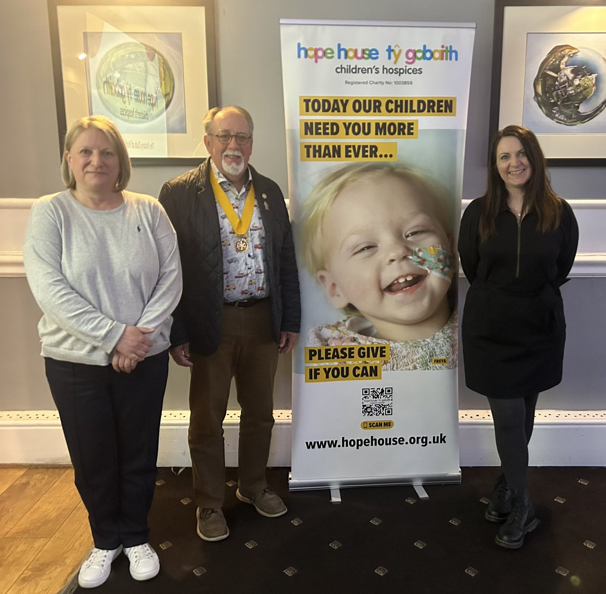 What a lovely evening speaking to members of @RotaryHolyhead with <a href="/TyGobaithJenny/">Jennifer Roberts</a> . Thank you for having us, and for all that you do to support <a href="/HHTGhospices/">Hope House & Tŷ Gobaith Children's Hospices</a> ❤️