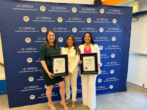 HaywardAdult's tweet photo. Congratulates to HAS's Davida Scott (left) on being named one of District 20's Women of the Year! Davida founded Raising Leaders, a program designed to provide our promised youth, opportunities to better themselves, and in turn become productive members of society. https://t.co/myUO6K12qB
