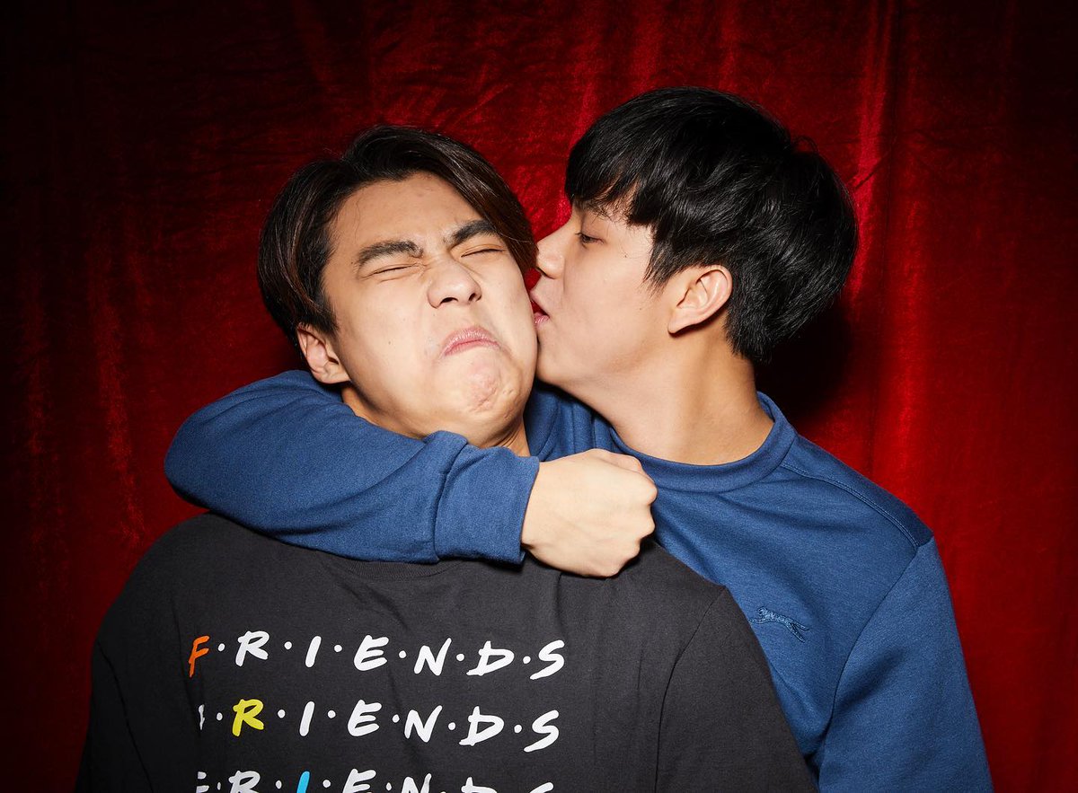 Leen_ON_rooftop's tweet photo. 💚❤️ 𝙃𝙖𝙥𝙥𝙮 𝘽𝙞𝙧𝙩𝙝𝙙𝙖𝙮 𝙋𝙖𝙩 𝙉𝙖𝙥𝙖𝙩 𝙅𝙞𝙣𝙙𝙖𝙥𝙖𝙩❤️💚 

#HBDPat21th #HappyPatBirthday #BadBuddySeries https://t.co/swS24sFsuh