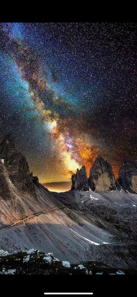 The breathtaking beauty of our Milky Way Galaxy. Pictured over Lavaredo, Italy🥰❤️