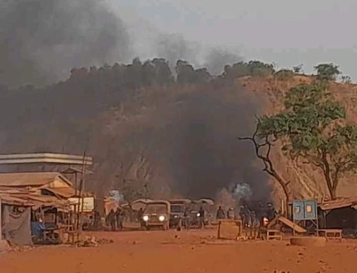 🚨Siguiri🇬🇳: Vive #tension à Lèro, quadrillé par des #militaires… « notre village est assiégé »👇tinyurl.com/29fsk69h