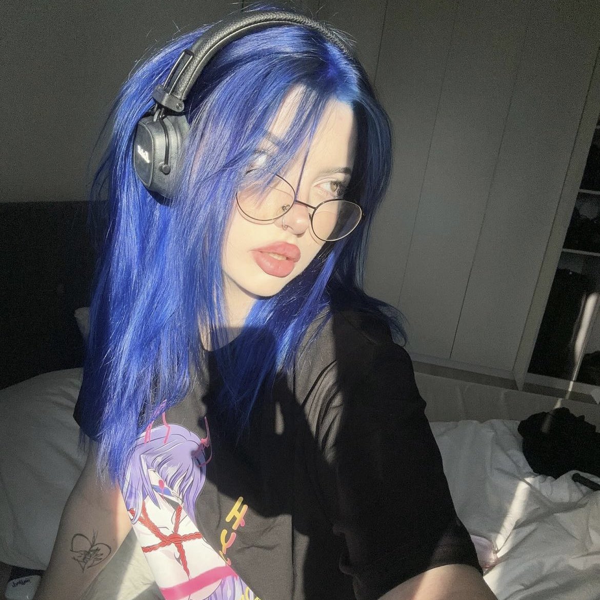 ᅠ 
⠀⠀⠀⠀⠀⠀ ⠀⠀⠀†⠀𓂃⠀smnotiq⠀post⠀.⠀

⠀⠀⠀⠀⠀⠀⠀⠀⠀𝗂 𝖻𝗂𝗍𝖾 𝖺𝗍 𝗍𝗁𝖾 𝗁𝖺𝗇𝖽 𝗍𝗁𝖺𝗍 𝖿𝖾𝖾𝖽𝗌 𝗆𝖾
⠀⠀⠀⠀⠀⠀⠀⠀⠀  𝗌𝗅𝖺𝗉 𝖺𝗍 𝗍𝗁𝖾 𝖿𝖺𝖼𝖾 𝗍𝗁𝖺𝗍 𝖾𝖺𝗍𝗌 𝗆𝖾.
ᅠ