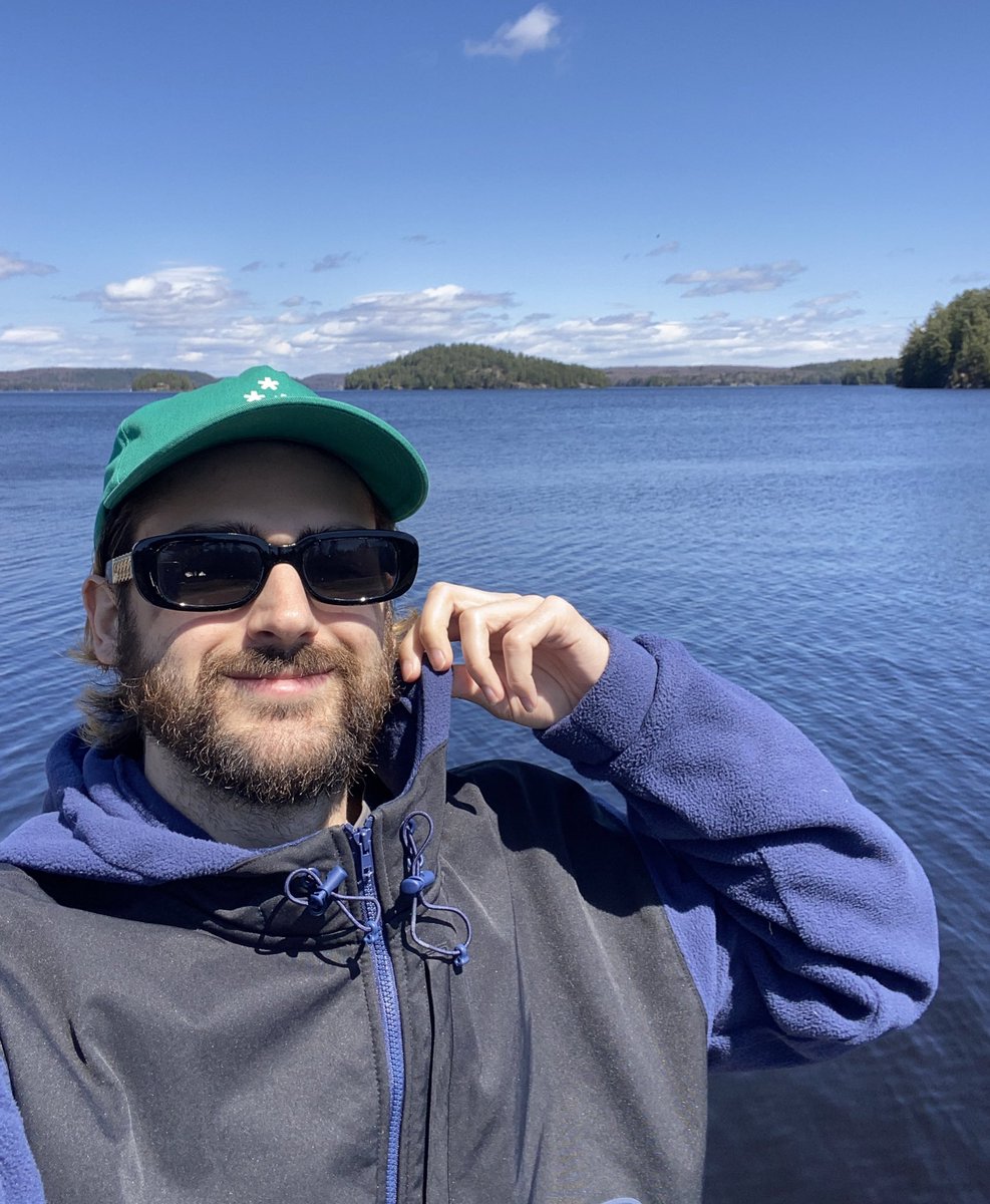 SolJakey's tweet photo. Day 504 of selfie a day until SOL hits ATH

Are bridges bullish? https://t.co/PndaK5PQ1X