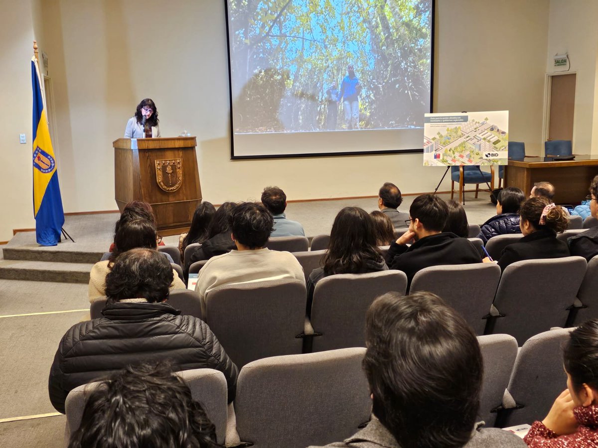 En el #DíadelaTierra se presentó en la @udeconcepcion la Guía para la acción climática en municipios y gobiernos regionales de @el_BID, en colaboración con @CampusNaturalez

@vrim_udec

#ODS11 #ODS17