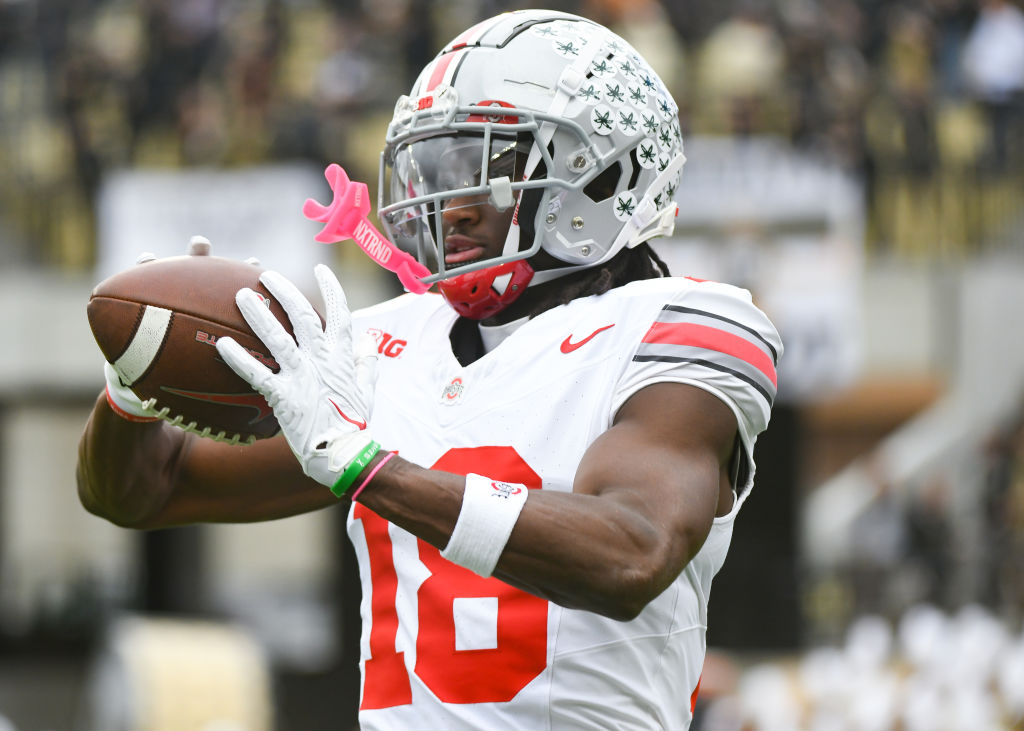 The #Cowboys could benefit from selecting a WR in this week's draft... @BryanBroaddus unveiled his top wideouts and TEs in the 2024 draft class on Monday See his rankings here: audacy.com/1053thefan/spo…