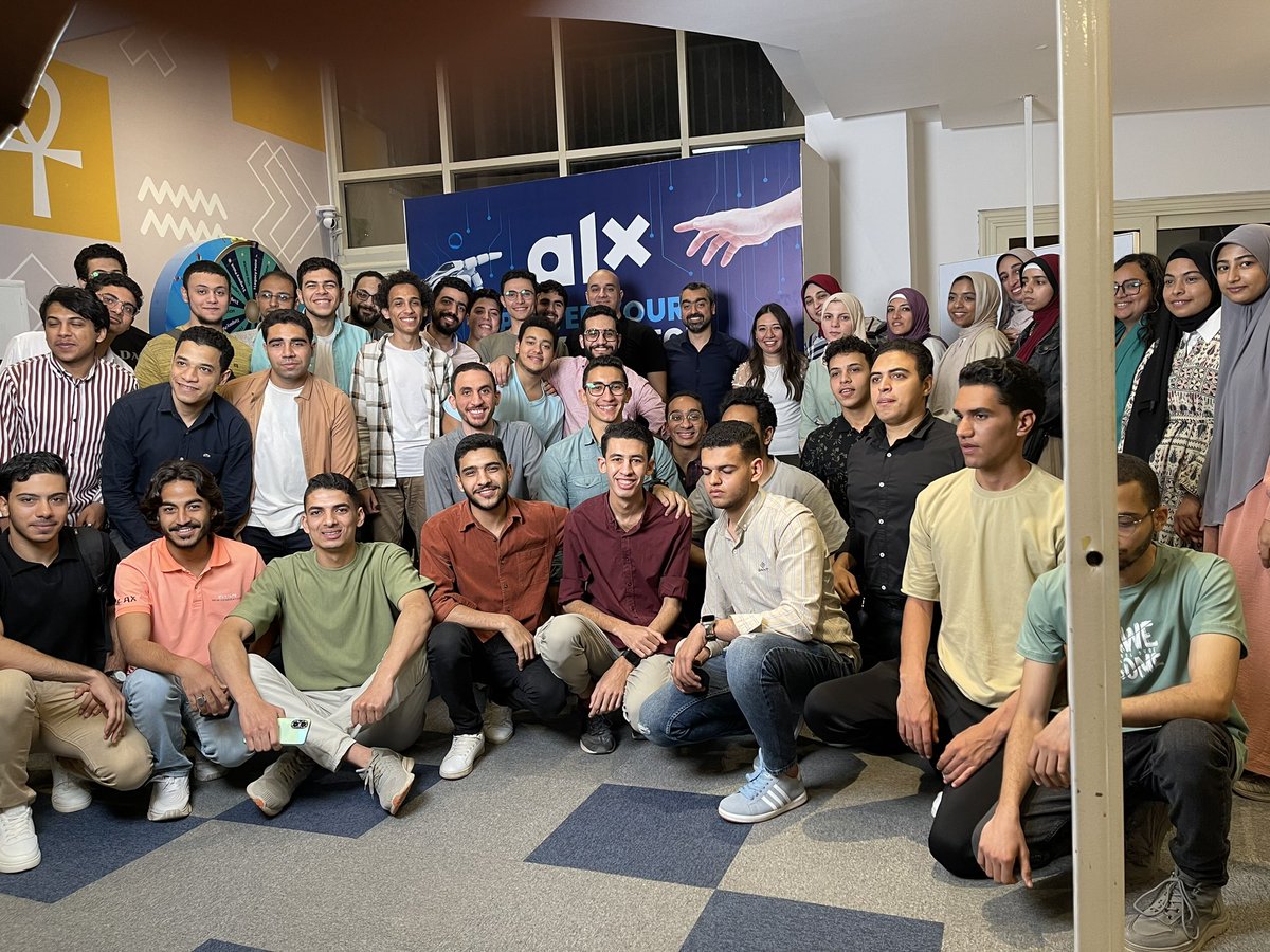M_khairy73's tweet image. I was lucky to attend this event presented by @alx_after rica  which was filled with a lot of information about the field of #Front_End and #Back_End 🚀.

alx Maadi Tech Lab ♥️