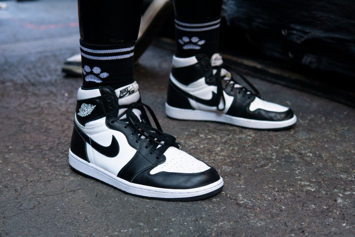 Show me your rubber and Jordans 

📷 <a href="/CreamFilledPup/">Pup Oreo 🔜 BFC</a>