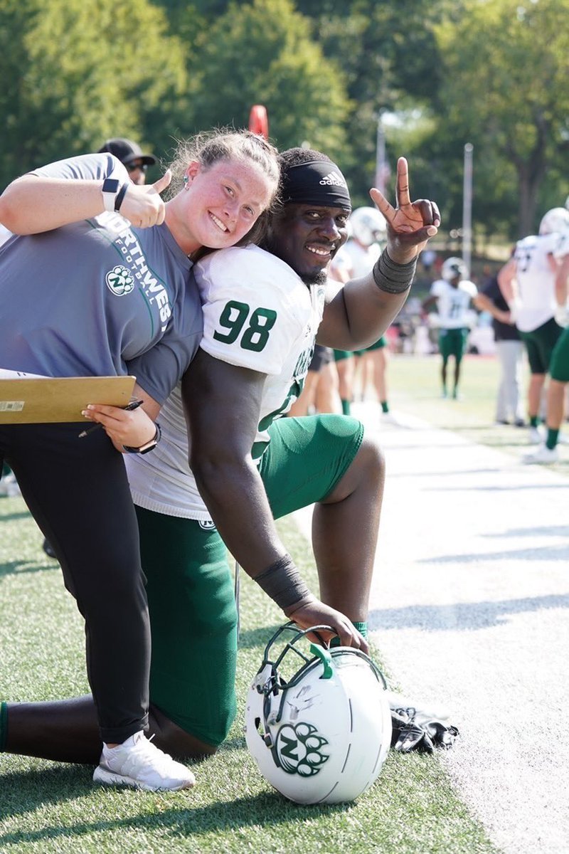 aubreyschneids's tweet photo. Very bittersweet that my time with @NWBearcat_FB has come to an end. The past 3 years have been everything I hoped for. I would like to thank @CoachWrightD and his coaching staff for giving me an opportunity to follow my dreams. This is only the beginning!

As always, #OABAAB 💚 https://t.co/IXKdyDqWMf