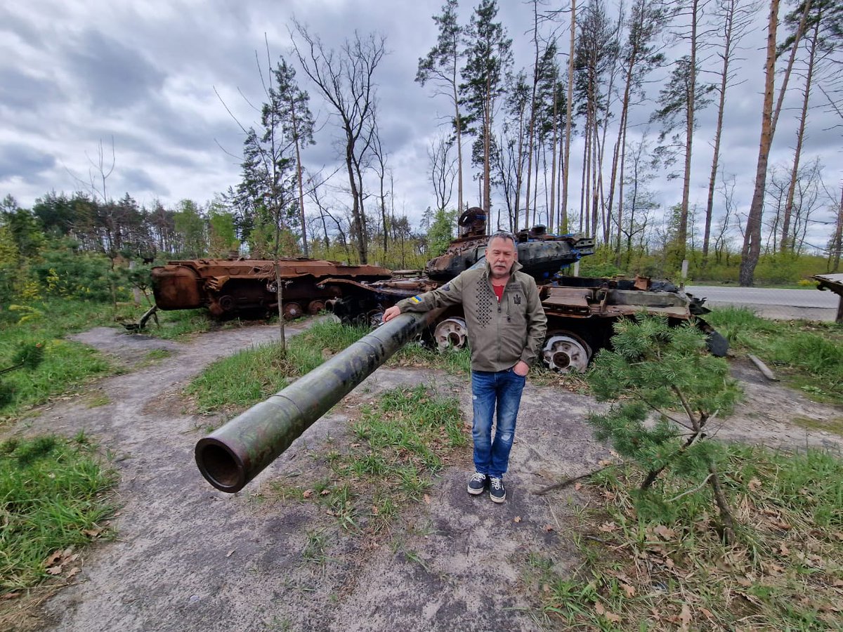 My son @Harri_Est brought me to see some see blown up russian equipment under Irpin, Bucha! I wish to see more! I am proud of my son and his friends around the world helping Ukraine!