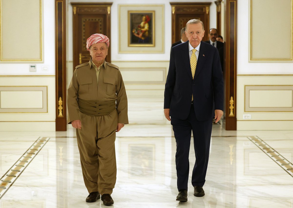 Cumhurbaşkanımız Recep Tayyip Erdoğan, Erbil'deki temasları kapsamında, KDP Başkanı Mesut Barzani'yi kabul etti.
