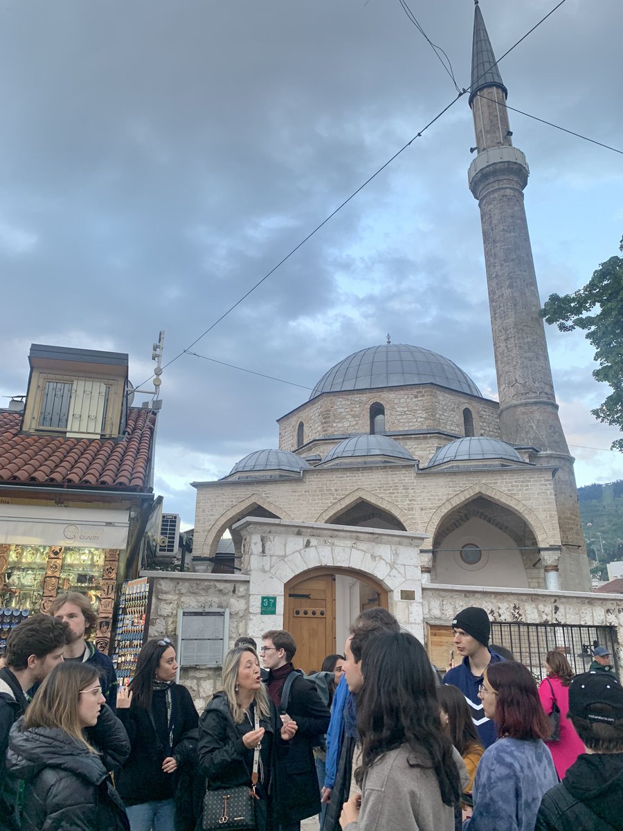 Natolin's #WesternBalkansTeam has touched down in Sarajevo and started our trip with an academic walk, exploring the rich multi-ethnic and multi-religious fabric of this city and the centuries of its fascinating history. We're delving into the complex and often difficult history