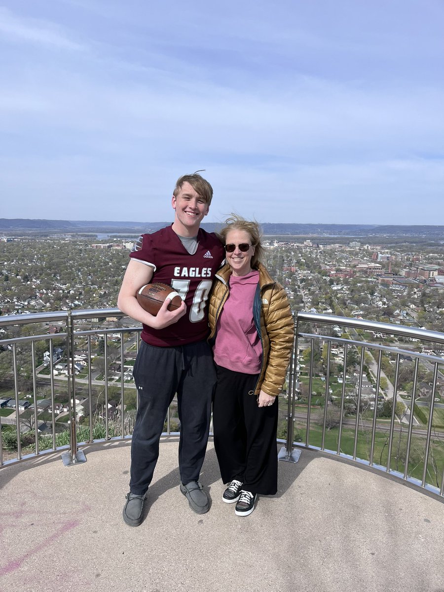 Bennett Mueller tweet media