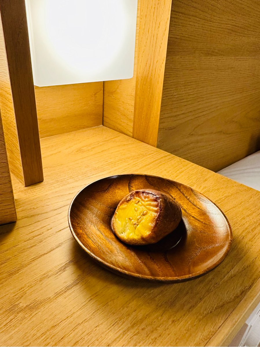 #Tea is often served at #ryokan inns to give weary travelers sweets. Here are some of the local #wagashi sweets from spring break in #Tohoku. The imitation roasted sweet potato 🍠 is made from white beans. #foodsaketohoku #foodsaketokyo