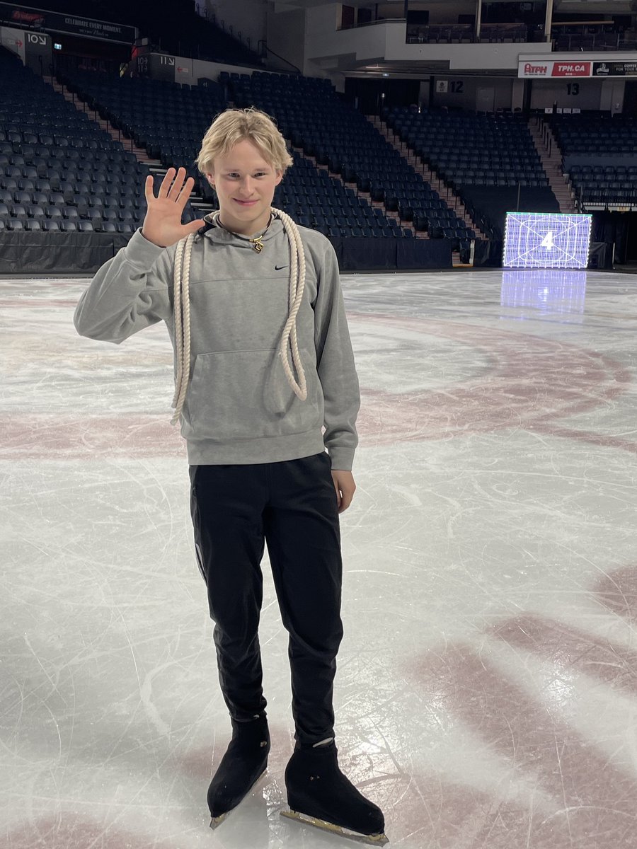 The gang’s all here! Rehearsal Day Two in Halifax is complete and it’s all coming together @ScotiabankCtr! ⛸️ #SOI24