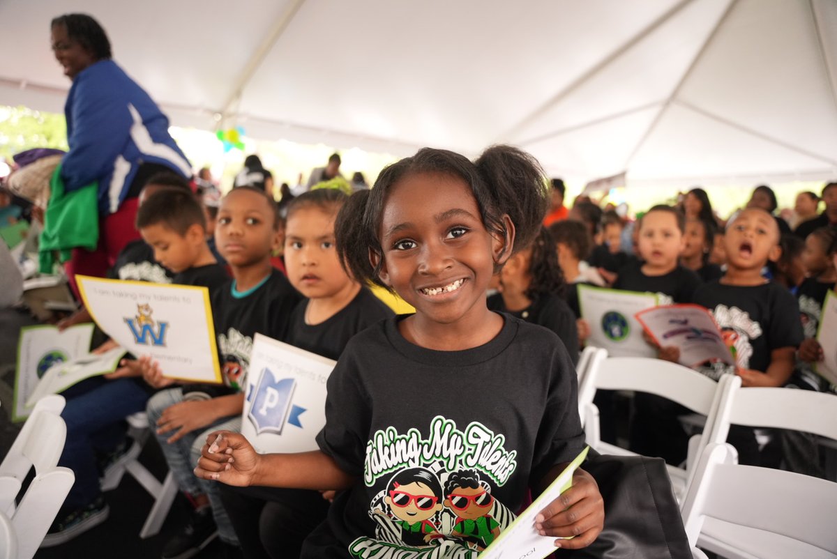 🖍️🎓 A special milestone for our littlest learners! 🌟 It was Pre-K Signing Day at @RidgewayELC, where our students proudly committed to their next academic adventure: kindergarten! 📚✨ Here's to the beginning of the bright futures for the class of 2036! 🌟👧👦 #PreKSigningDay