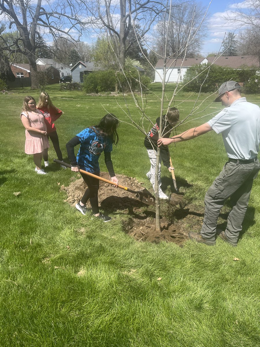 SwantonMiddleSchool tweet media