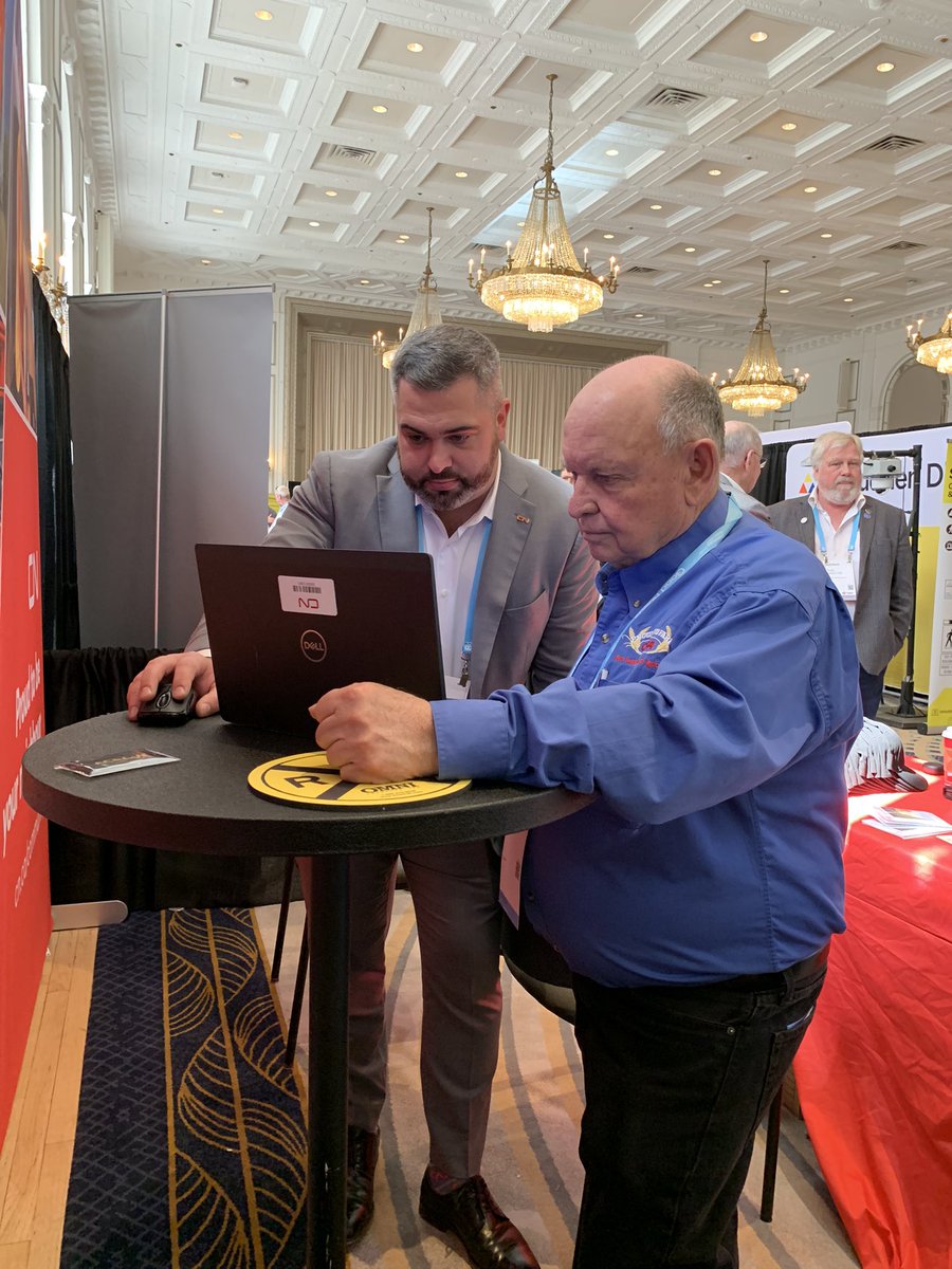 Representing <a href="/CNRailway/">Canadian National</a> at the annual <a href="/GoodRoads/">Good Roads</a> conference this week. Louis from <a href="/OntarioFarms/">Ontario Federation of Agriculture</a> and I had a great real-time call about private crossings and new regulations with my CN colleagues at HQ today. Engaging stakeholders and telling CN’s safety story 💪🏻