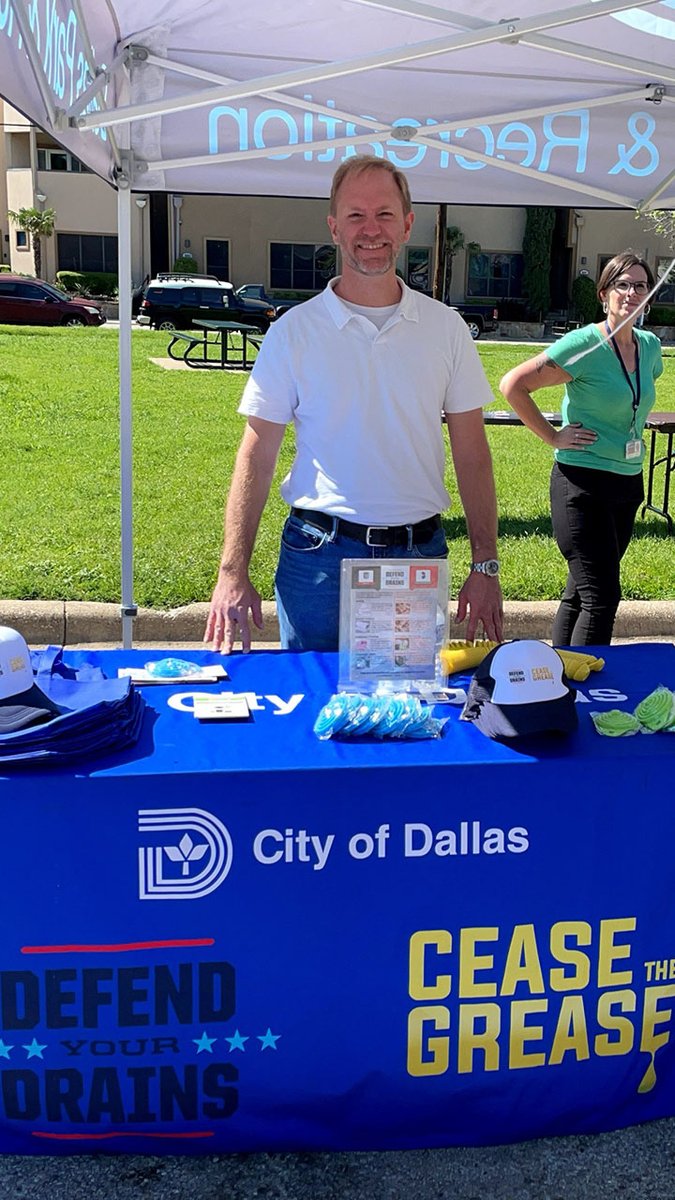 CityOfDallas's tweet image. 🗺️ Celebrating Earth Day with District 14! Attendees enjoyed activities like kite making, music, food, giveaways while supporting enviornmental protection.

#EarthDay2024 #everydayisearthday