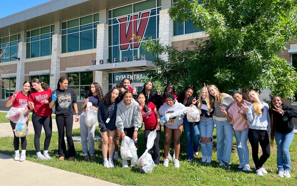 Weiss Volleyball tweet media