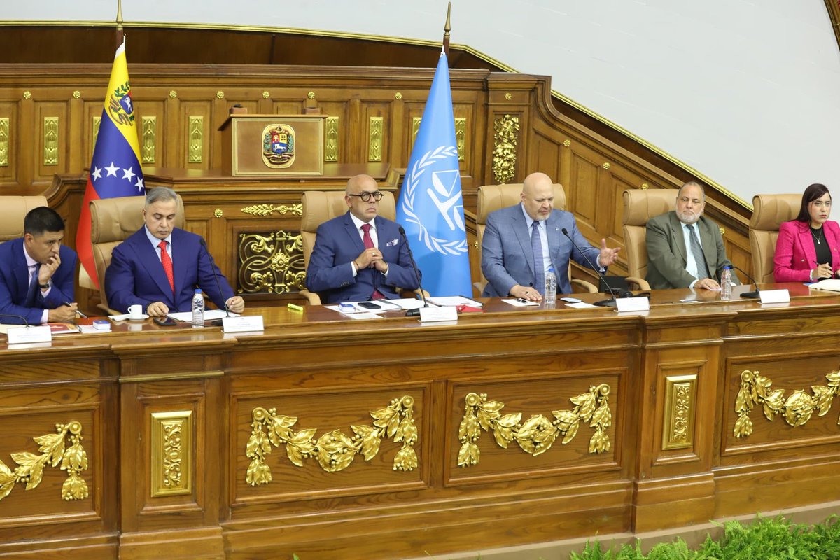 Defensoria_Vzla's tweet photo. #EnFotos Desde el Hemiciclo Protocolar @Asamblea_Ven el Defensor del Pueblo, Alfredo Ruiz, participa en el Lanzamiento del Plan de Trabajo entre la Fiscalía de la Corte Penal Internacional y la República Bolivariana de Venezuela. https://t.co/GHetvxpGb6