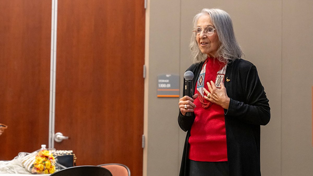 Put your #HornsUp for COE alumnae Eloisa G. Tamez, Ph.D. ’85, who is one of five @TexasNursesAssn members recognized as a Leader and Legend of Texas Nursing 🤘 Read more about how her contributions had a local, statewide and national impact: bit.ly/3WtrYIz