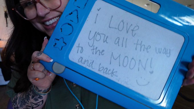 vlog 144 is live 🤗✨🌙 https://t.co/4XsbpPGJB7